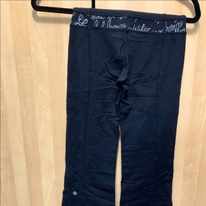 Black Lululemon reversible pants with silver design band size 0 regular $40